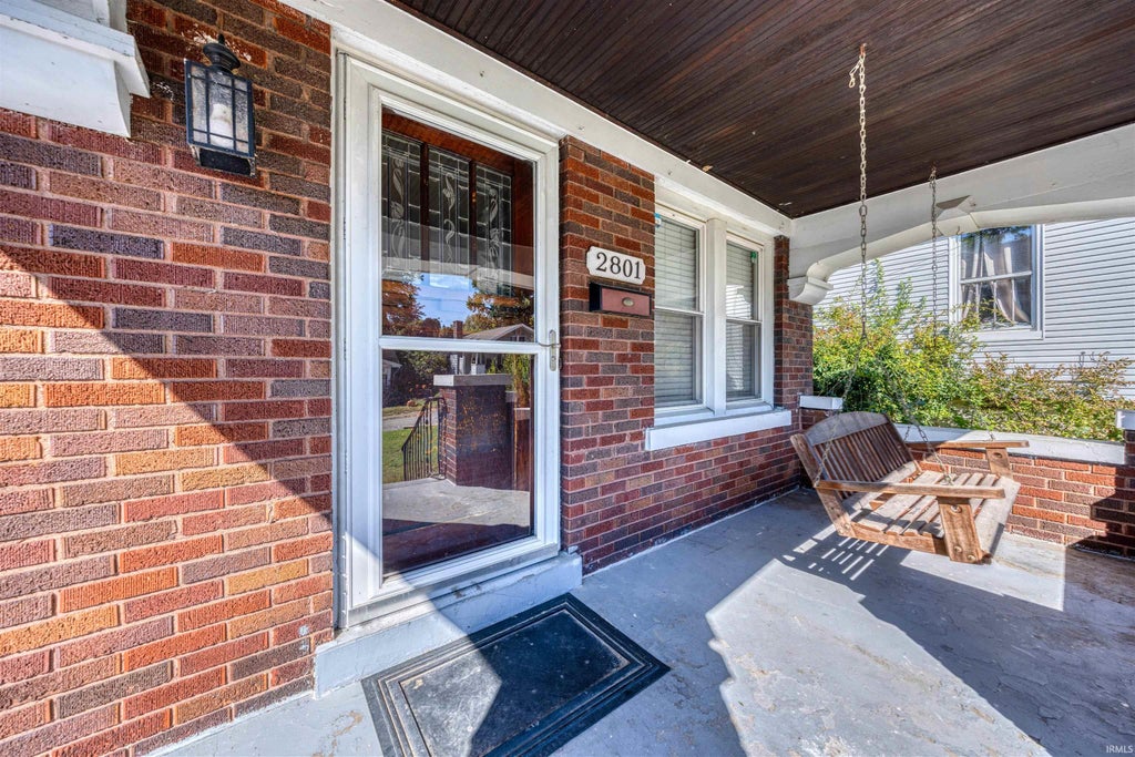 Photo of 2801 Hillcrest Terrace, Evansville, IN 47712 (MLS # 202642870)
