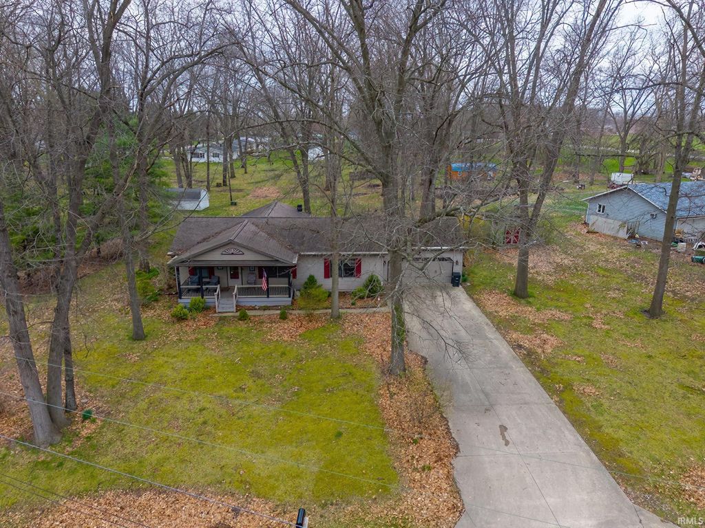 Photo of 7935 S 122 E, Wolcottville, IN 46795 (MLS # 202612657)