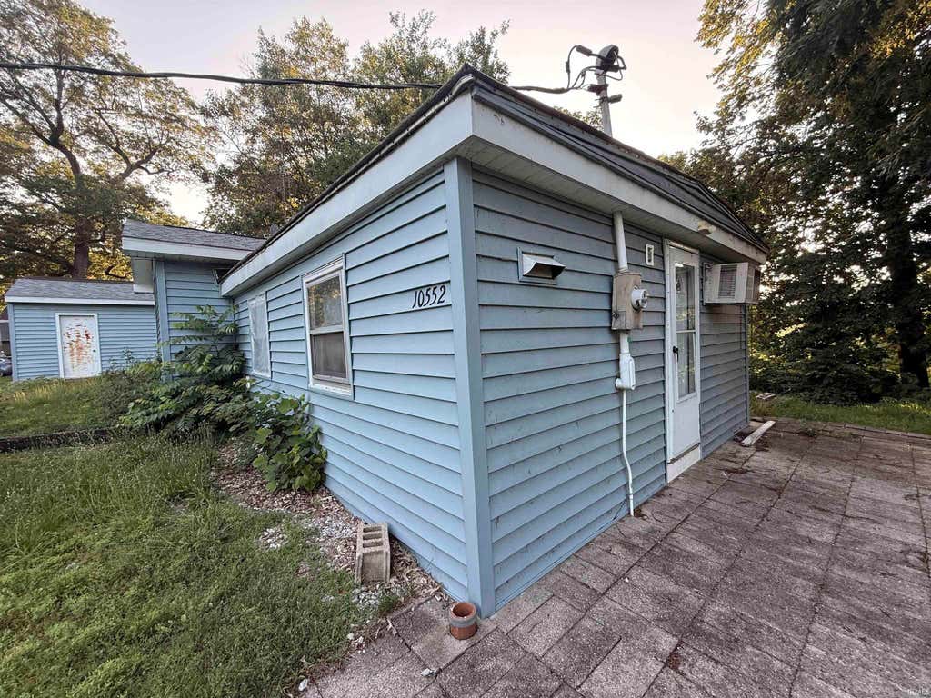 Photo of 10552 W Horseshoe Bend Road, Brookston, IN 47923 (MLS # 202627290)