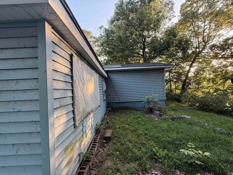 Tiny photo for 10552 W Horseshoe Bend Road, Brookston, IN 47923 (MLS # 202627290)