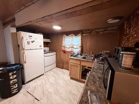 Tiny photo for 10552 W Horseshoe Bend Road, Brookston, IN 47923 (MLS # 202627290)