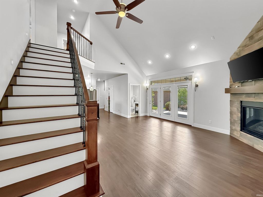 Photo of 4257 Thomas Court, Jasper, IN 47546 (MLS # 202614140)