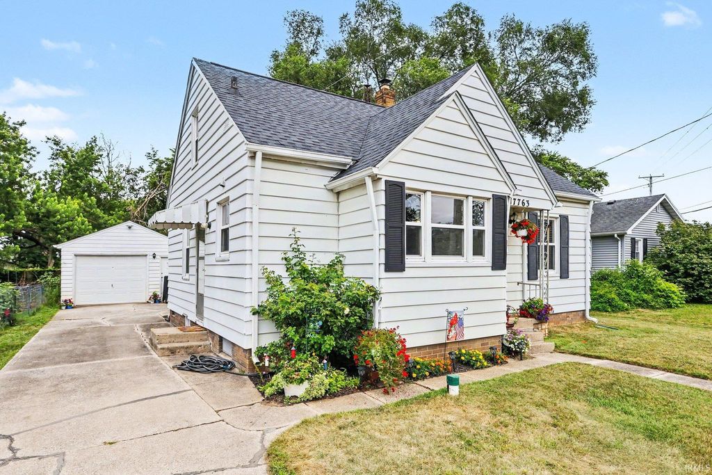 Photo of 17763 State Road 23, South Bend, IN 46635 (MLS # 202630080)