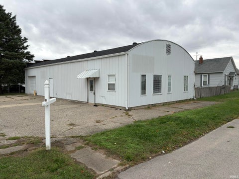 Tiny photo for 211 S Market Street, Royal Center, IN 46978 (MLS # 202643015)