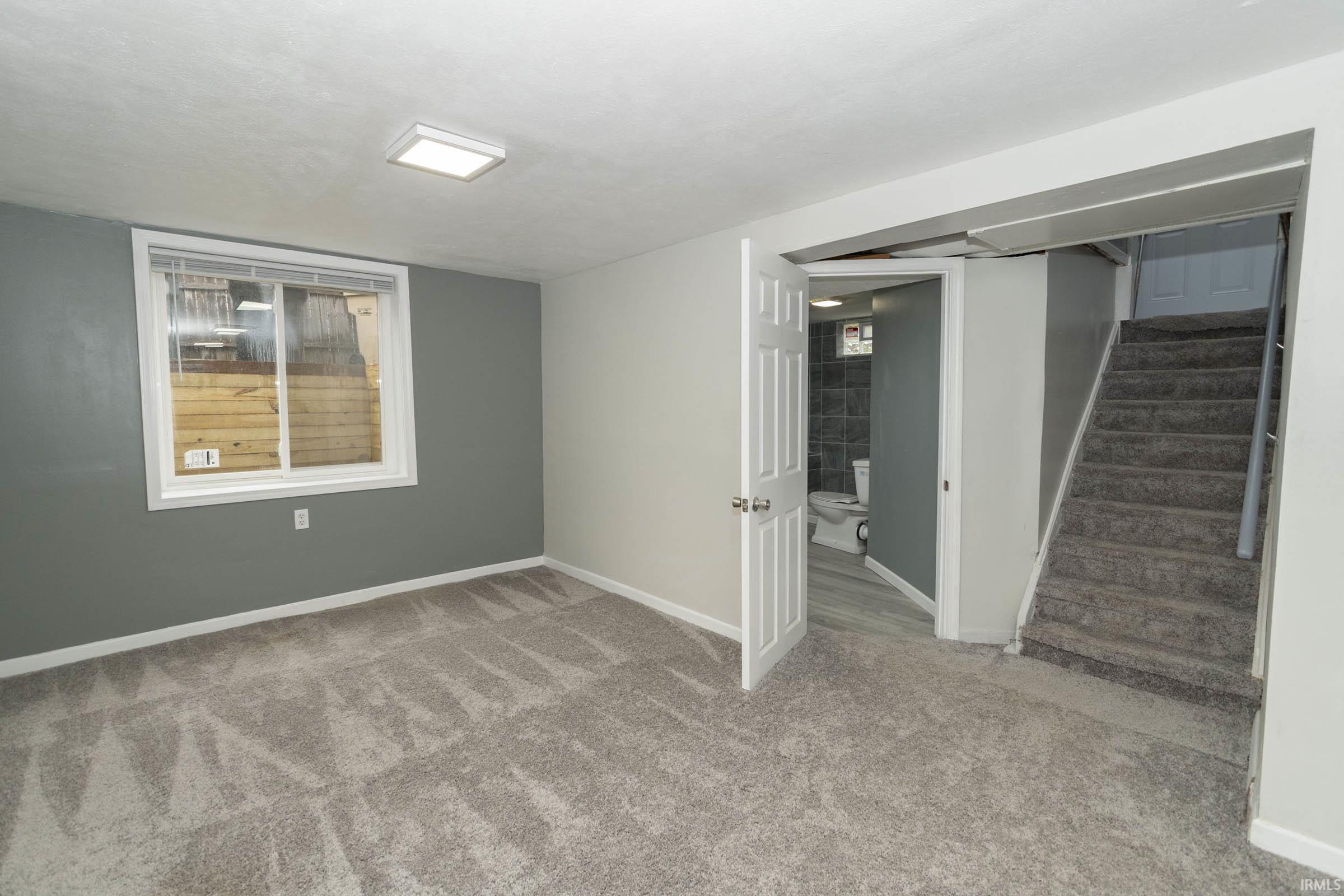 South Bend, Indiana 46619, United States, 2 Bedrooms Bedrooms, ,2 BathroomsBathrooms,Residential,Active,31180