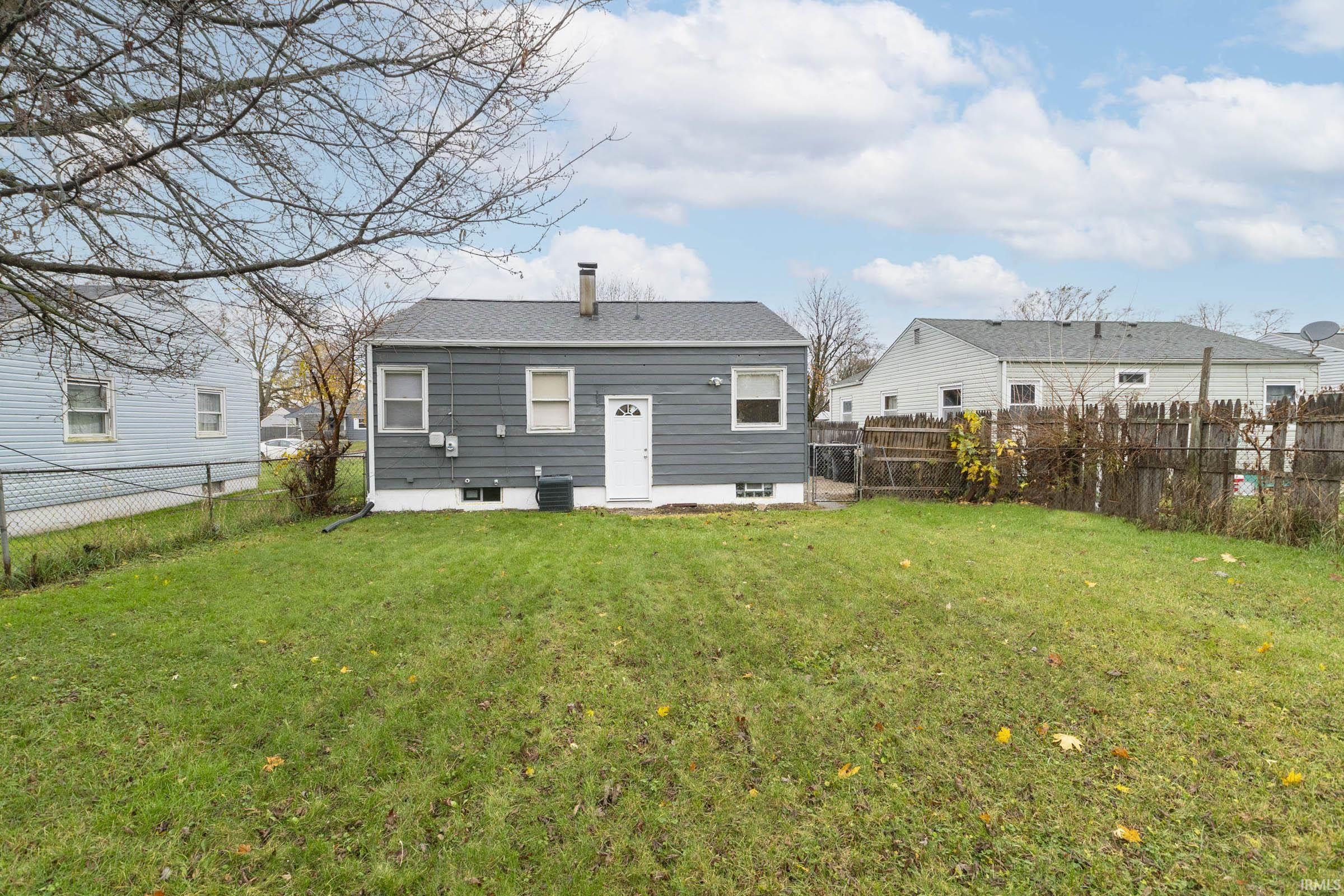 South Bend, Indiana 46619, United States, 2 Bedrooms Bedrooms, ,2 BathroomsBathrooms,Residential,Active,31180