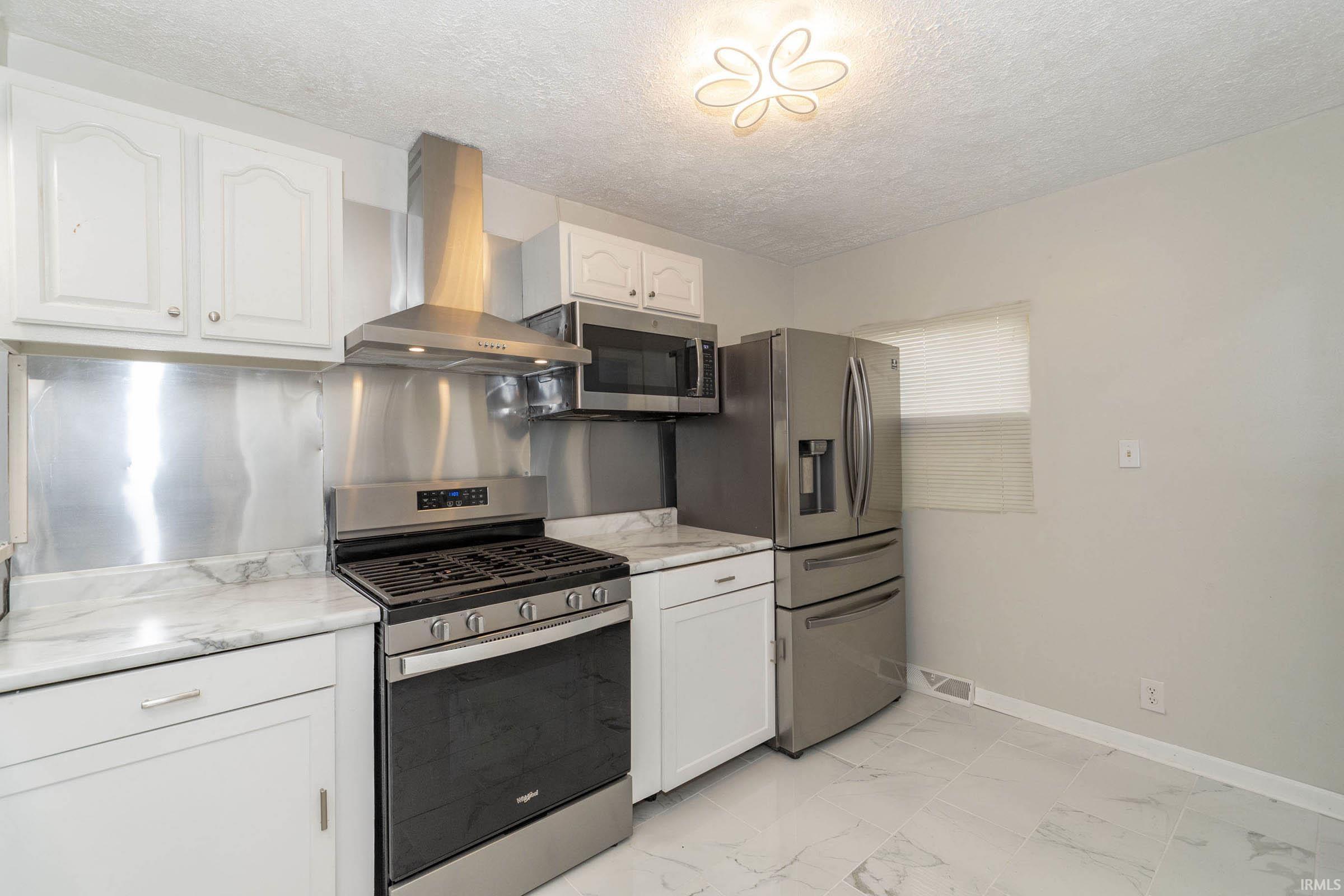 South Bend, Indiana 46619, United States, 2 Bedrooms Bedrooms, ,2 BathroomsBathrooms,Residential,Active,31180