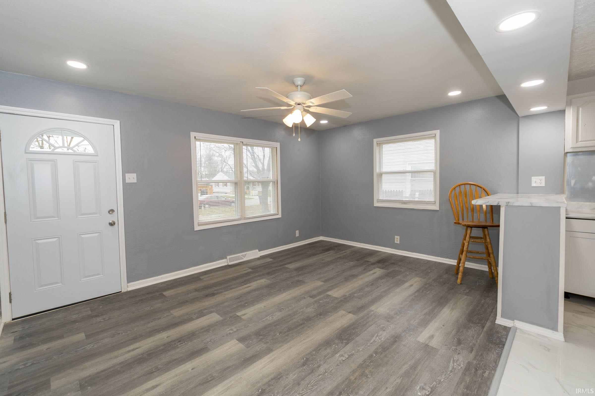 South Bend, Indiana 46619, United States, 2 Bedrooms Bedrooms, ,2 BathroomsBathrooms,Residential,Active,31180