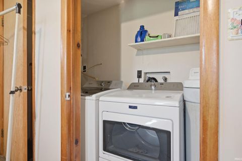 Tiny photo for 1200 W Perkins Street, Hartford City, IN 47348 (MLS # 202611150)