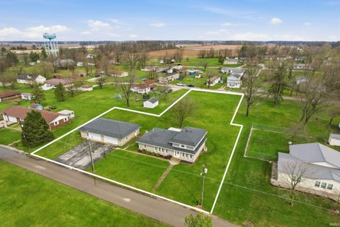 Tiny photo for 1200 W Perkins Street, Hartford City, IN 47348 (MLS # 202611150)