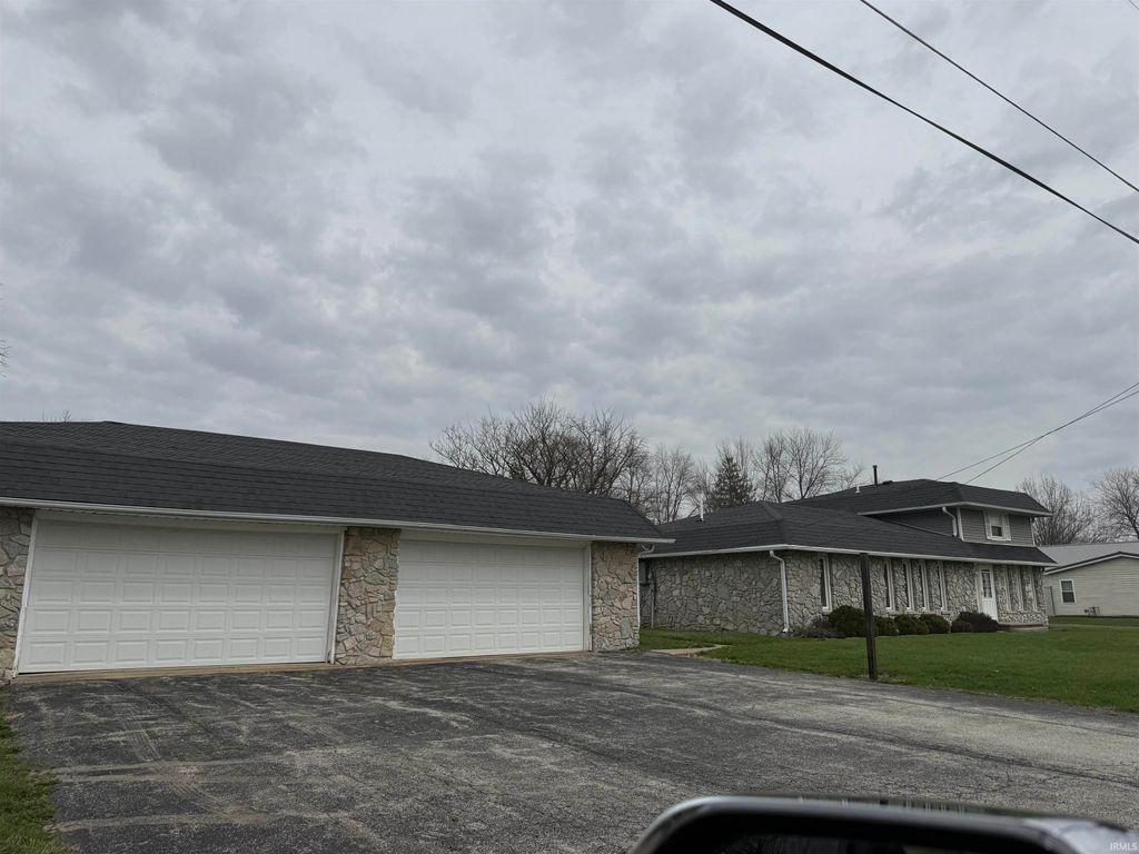 Photo of 1200 W Perkins Street, Hartford City, IN 47348 (MLS # 202611150)
