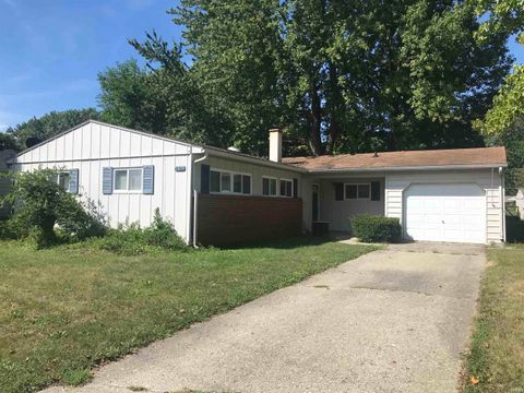 Photo of 1873 Warhawk Road, Peru, IN 46970 (MLS # 202536960)