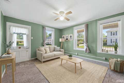 Tiny photo for 601 W Van Buren Street, Columbia City, IN 46725 (MLS # 202635318)