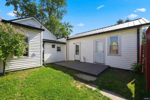 Tiny photo for 601 W Van Buren Street, Columbia City, IN 46725 (MLS # 202635318)