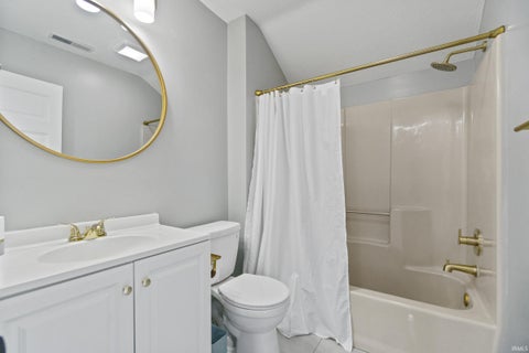Tiny photo for 616 W Superior Street, Fort Wayne, IN 46802 (MLS # 202633745)