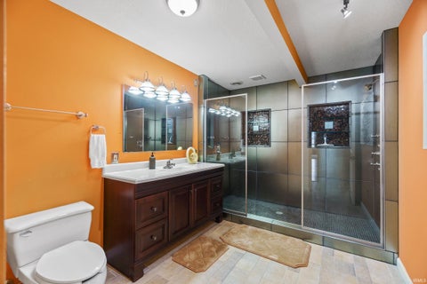 Tiny photo for 616 W Superior Street, Fort Wayne, IN 46802 (MLS # 202633745)