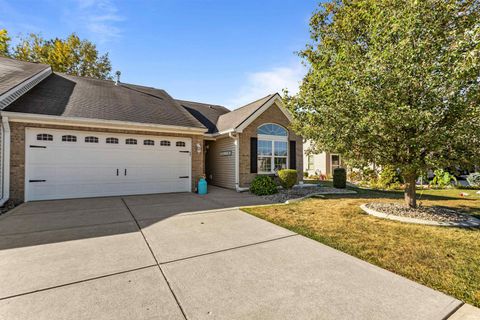 Tiny photo for 2856 BRIDGESTONE Circle, Kokomo, IN 46902 (MLS # 202541457)