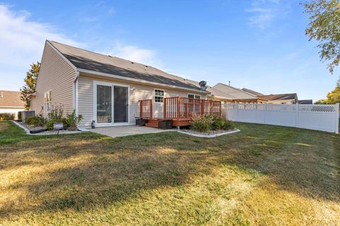 Tiny photo for 2856 BRIDGESTONE Circle, Kokomo, IN 46902 (MLS # 202541457)
