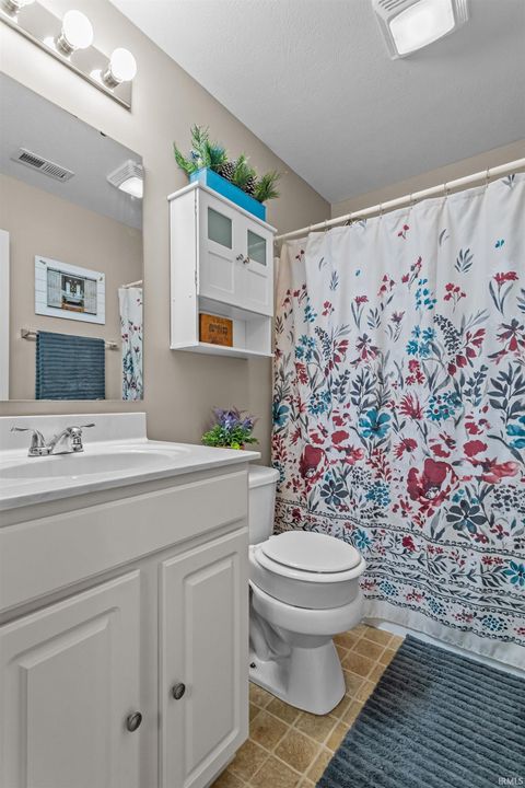 Tiny photo for 2856 BRIDGESTONE Circle, Kokomo, IN 46902 (MLS # 202541457)