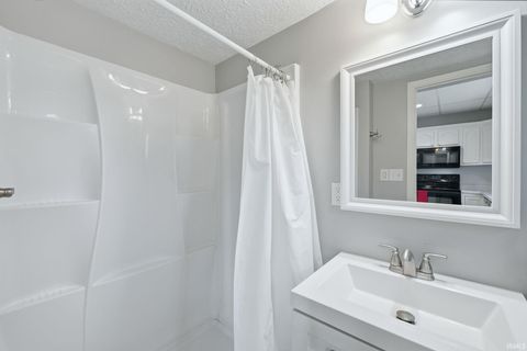 Tiny photo for 2600 Kossuth Street, Lafayette, IN 47904 (MLS # 202610740)