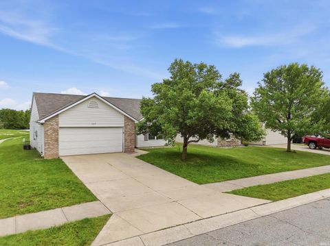 Tiny photo for 11117 La Fortuna Way, Roanoke, IN 46783 (MLS # 202619920)