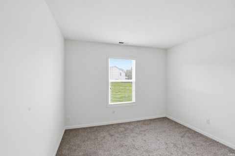 Tiny photo for 11117 La Fortuna Way, Roanoke, IN 46783 (MLS # 202619920)