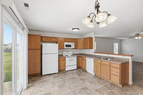 Tiny photo for 11117 La Fortuna Way, Roanoke, IN 46783 (MLS # 202619920)