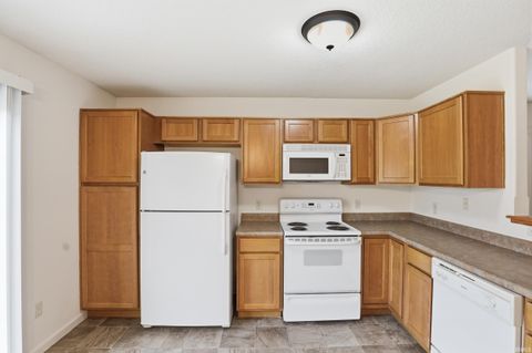 Tiny photo for 11117 La Fortuna Way, Roanoke, IN 46783 (MLS # 202619920)