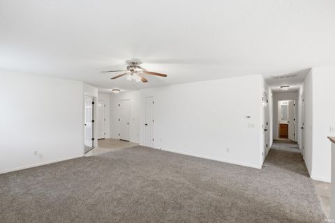 Tiny photo for 11117 La Fortuna Way, Roanoke, IN 46783 (MLS # 202619920)