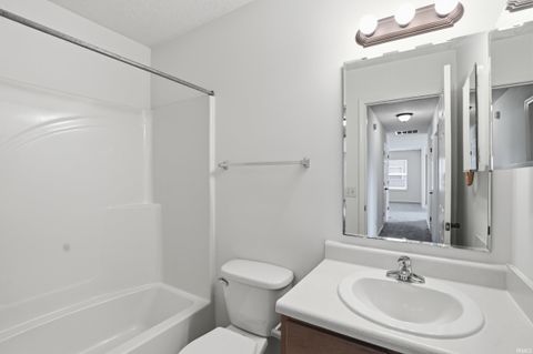 Tiny photo for 11117 La Fortuna Way, Roanoke, IN 46783 (MLS # 202619920)