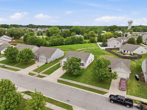 Tiny photo for 11117 La Fortuna Way, Roanoke, IN 46783 (MLS # 202619920)