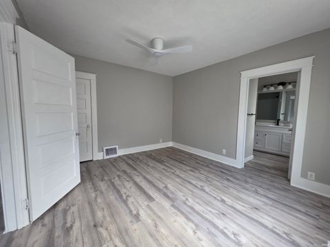 Tiny photo for 350 N Broadway, Peru, IN 46970 (MLS # 202616194)