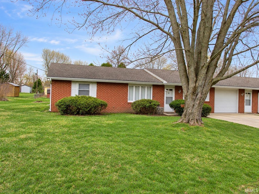 Photo of 5500-5502 Hazelnut Street, Muncie, IN 47304 (MLS # 202639969)