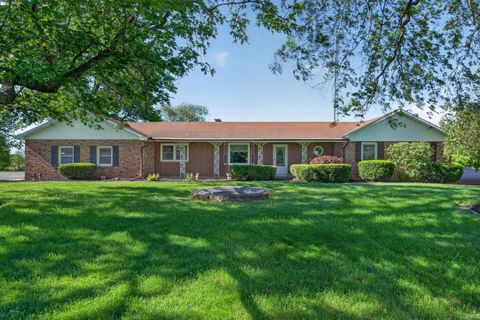 Photo of 2690 N US 35, Logansport, IN 46947 (MLS # 202618447)