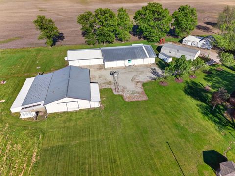 Tiny photo for 2690 N US 35, Logansport, IN 46947 (MLS # 202618447)