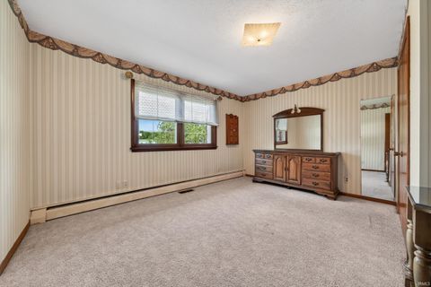 Tiny photo for 2690 N US 35, Logansport, IN 46947 (MLS # 202618447)
