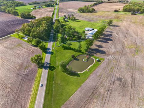 Tiny photo for 2690 N US 35, Logansport, IN 46947 (MLS # 202618447)