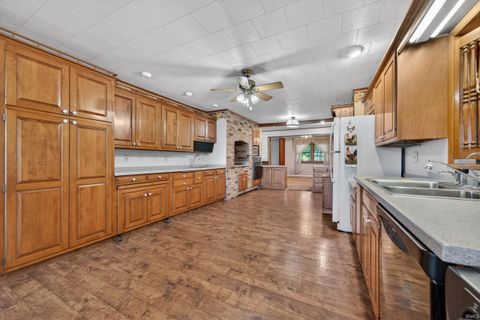 Tiny photo for 2690 N US 35, Logansport, IN 46947 (MLS # 202618447)