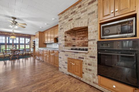Tiny photo for 2690 N US 35, Logansport, IN 46947 (MLS # 202618447)