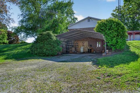 Tiny photo for 2690 N US 35, Logansport, IN 46947 (MLS # 202618447)