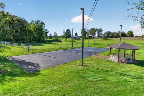 Tiny photo for 2690 N US 35, Logansport, IN 46947 (MLS # 202618447)