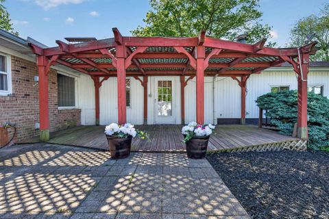 Tiny photo for 2690 N US 35, Logansport, IN 46947 (MLS # 202618447)