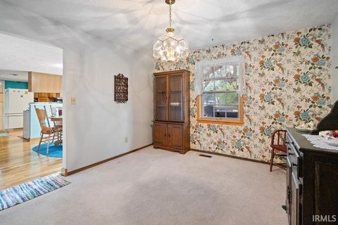 Tiny photo for 2505 ELAINE Court, Kokomo, IN 46902 (MLS # 202538722)
