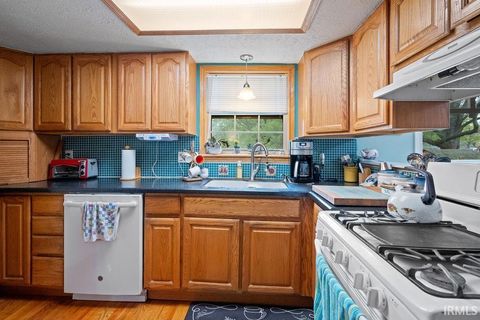 Tiny photo for 2505 ELAINE Court, Kokomo, IN 46902 (MLS # 202538722)