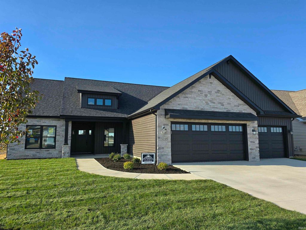 Photo of 5248 Fair Creek Run, Fort Wayne, IN 46818 (MLS # 202541725)