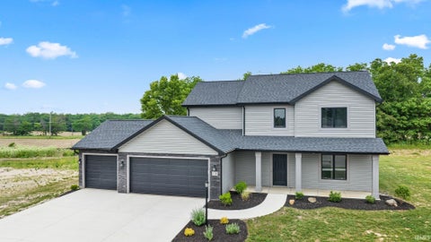Photo of 110 Longrifle Road, Warsaw, IN 46580 (MLS # 202622376)