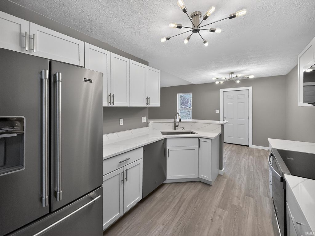 Photo of 2509 Decamp Avenue, Elkhart, IN 46517 (MLS # 202616910)