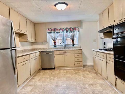 Tiny photo for 1219 Logan Avenue, Lafayette, IN 47905 (MLS # 202620934)