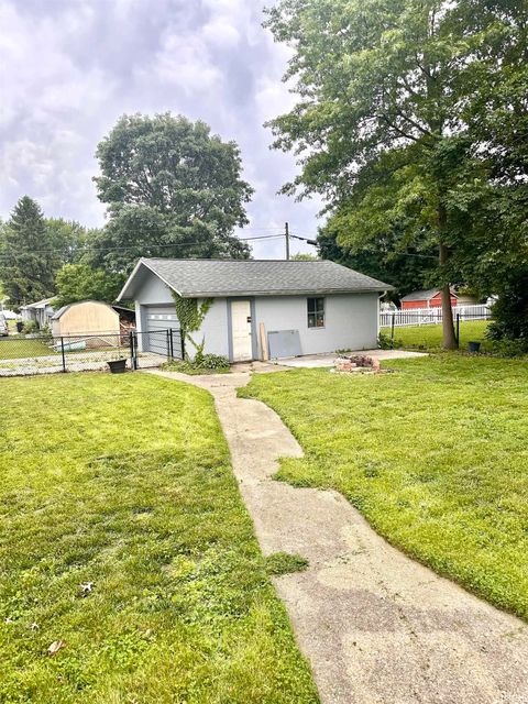 Tiny photo for 1219 Logan Avenue, Lafayette, IN 47905 (MLS # 202620934)