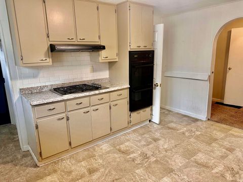 Tiny photo for 1219 Logan Avenue, Lafayette, IN 47905 (MLS # 202620934)